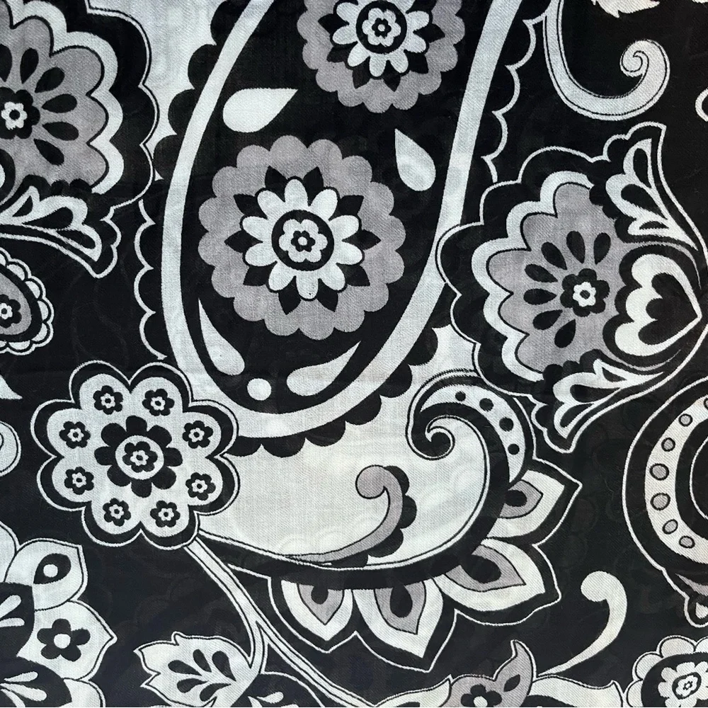 Vera Bradley Boho Paisley Print 100% Wool Scarf Wrap